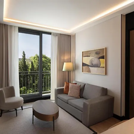 Hotel Altunizade Istanbul, Curio Collection By Hilton Istambul
