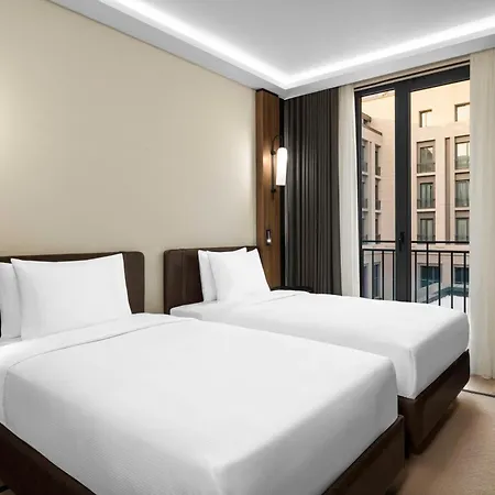 Hotel Altunizade Istanbul, Curio Collection By Hilton Istanbul