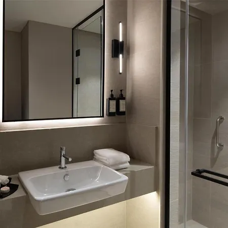 Ξενοδοχείο Altunizade Istanbul, Curio Collection By Hilton